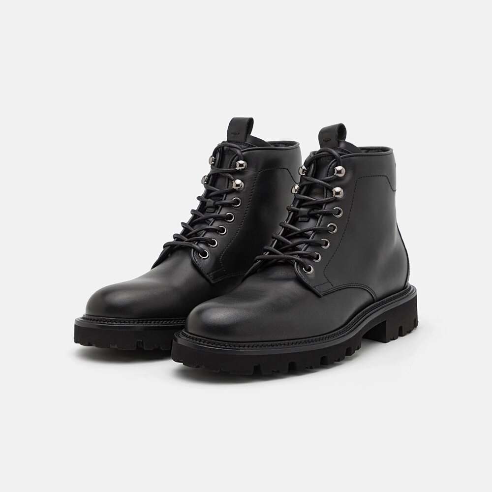 BOSS Men's Julyo Leather Chukka Boots US 8 - EU 41
